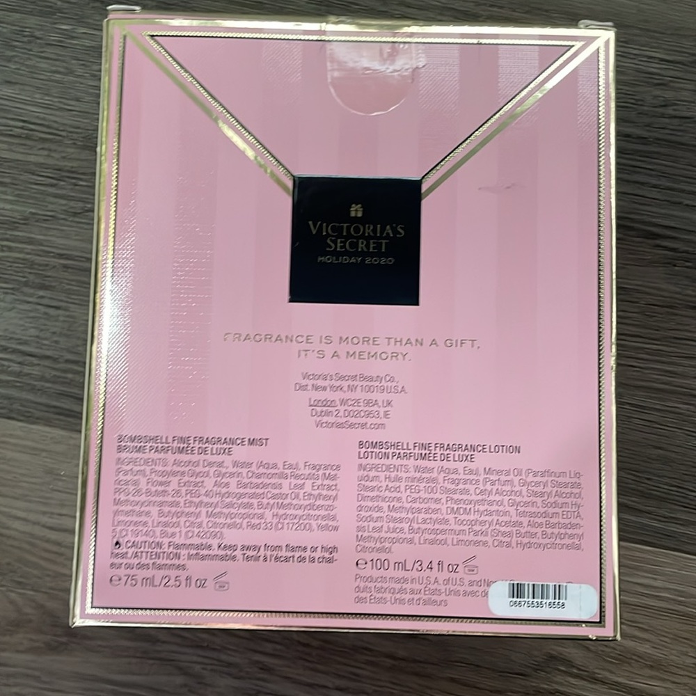 NIB Victoria's Secret BOMBSHELL Fragrance Lotion 3.4 floz - Picture 2 of 4